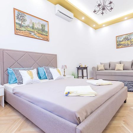 Real Apartments Zoltan Budapest Exterior photo